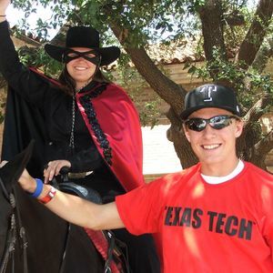 Meet your Posher, Travis